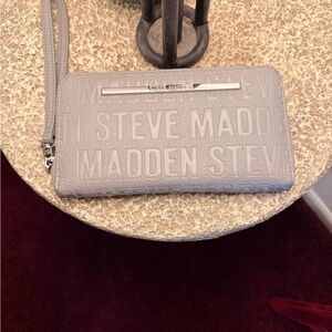 Steve Madden Gray Embossed Wristlet